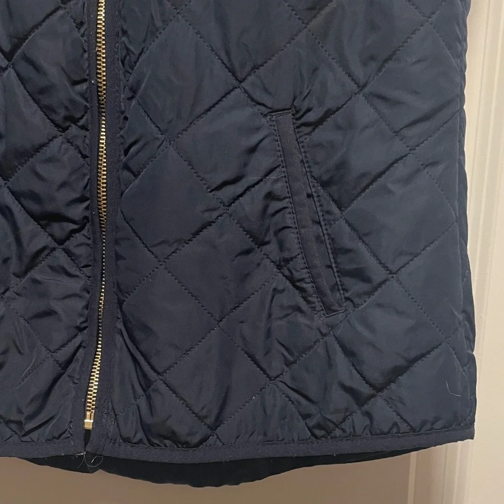 Old Navy Dark Blue Quilted Vest - Picture 4 of 5